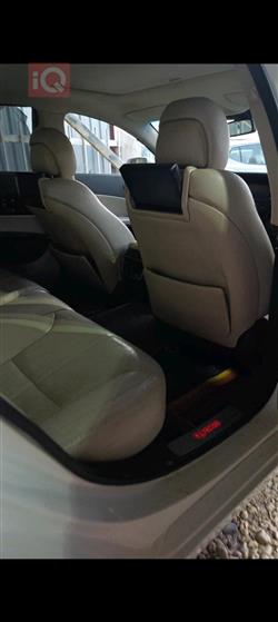 Kia Quoris